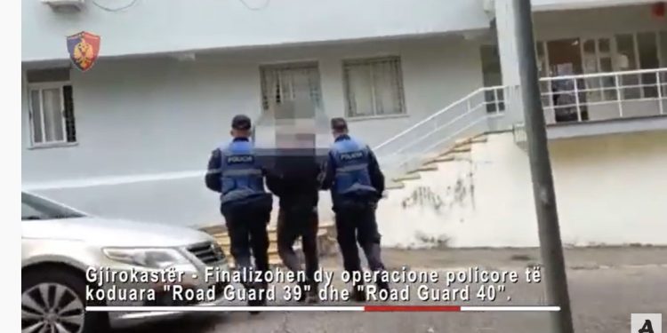 Trafiku klandestinëve, dy të arrestuar në Gjirokastër, një 42-vjeçar nga Saranda shpallet në kërkim (VIDEO)