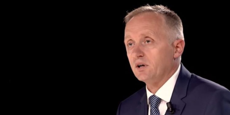 Ku(r) do të ndalet sulmi ndaj Shqipërisë?