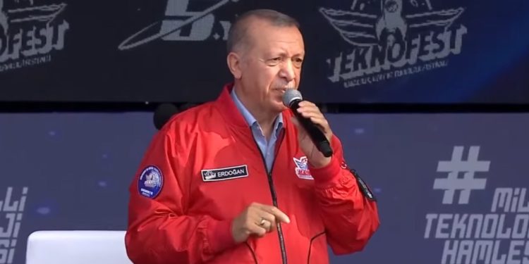 Erdogan paralajmëron Greqinë: Nëse shkoni shumë larg, çmimi do të jetë i rëndë (VIDEO)