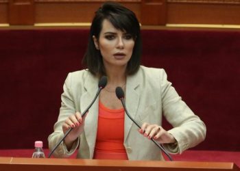 Grida Duma: Jam në politikë të influencoj në jetën e shqiptarëve, s’më pëlqejnë politikanët shqiptarë