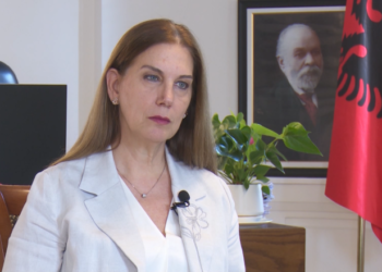 Mirela Kumbaro: Kemi nisur punën për sezonin tjetër turistik. Në nëntor bëhen aplikimet për plazhet