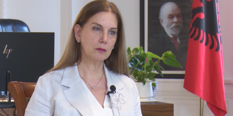 Mirela Kumbaro: Kemi nisur punën për sezonin tjetër turistik. Në nëntor bëhen aplikimet për plazhet