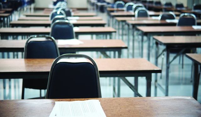 shkollat shqiperia emigrim