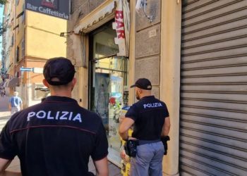 “Pse i ke xhepat e fryrë?”/ Shqiptari kapet me 46 doza kokainë në Itali, si e zbuloi policia