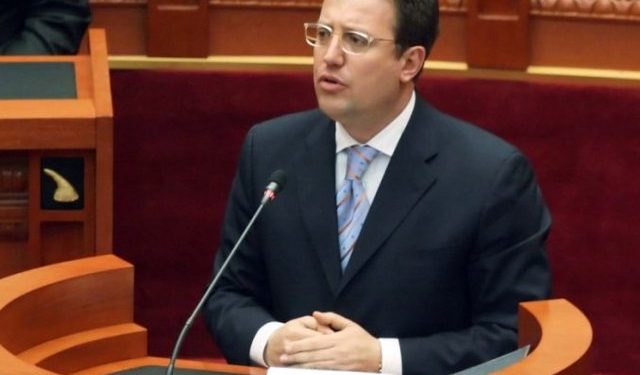 “Gjithçka e parandjeve”, nëna e Sokol Olldashit dedikim prekës për të birin: Ike për të më lënë me shpirt të vrarë