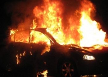 Digjet një makinë në Tepelenë, të dhënat e para