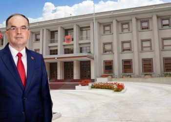 Sulmet kibernetike, presidenti kujtohet pas 3 muajsh të mbledhë Këshillin e Sigurisë Kombëtare