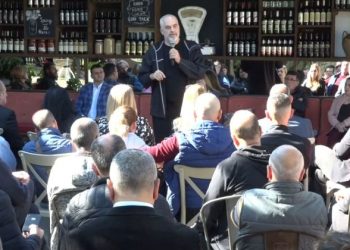 Rama akuza opozitës nga Gjirokastra: Nuk heqin dorë nga ideja se i kanë bërë nder Shqipërisë duke frymëzuar ndërtime pa leje