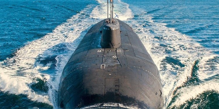 Alarmohet NATO, Putin nxjerr nga baza “përbindëshin” nënujor