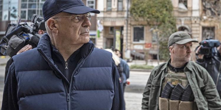 Sapo mbërrin në Kiev bien sirenat e luftës, Ministri i Jashtëm grek strehohet në bunker