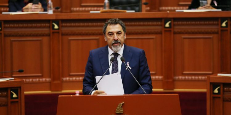 Çuçi: Prej shtatorit rritëm pagat për 75% të punonjësve të Policisë së Shtetit, kjo është rritja më e madhe