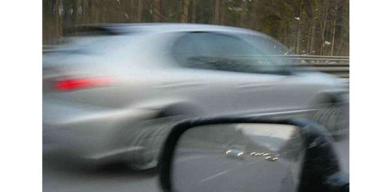 Shqiptarit i merret patenta nga policia po atë ditë që e kishte fituar