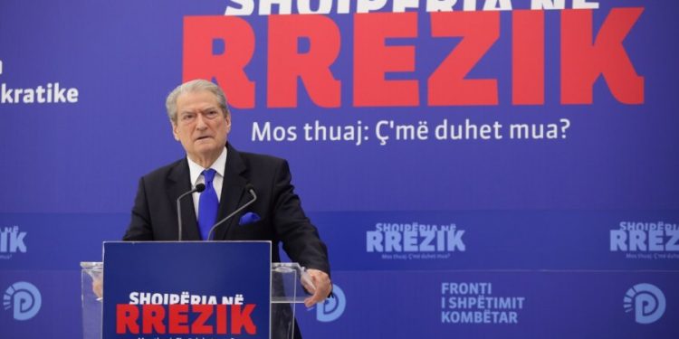 Berisha: Rama po boshatis jugun, në Gjirokastër të lëndohet shpirti nga braktisja. Në Libohovë nga 50 kompani ndërtimi sot nuk ekziston asnjë