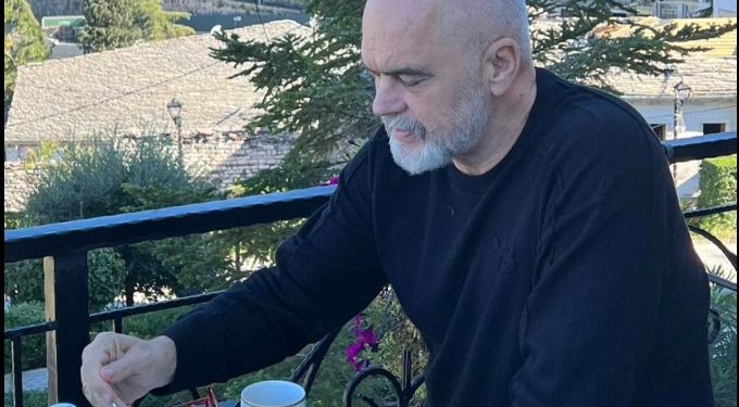 Rama: Po kthehem i ç’lodhur nga Gjirokastra falë punëve marshallah