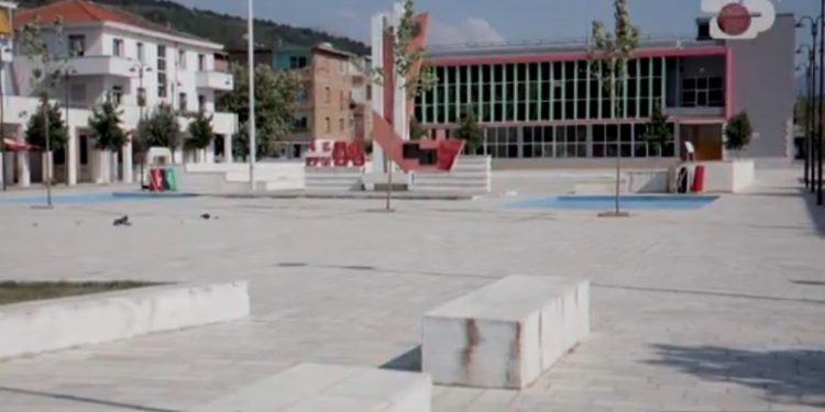 Inside Story/ Rilindja e Memaliajt, si u hodhën 1 mln euro për sheshe e pallat kulture në qytetin fantazmë (VIDEO)