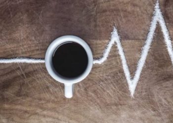Lajm i mirë për ata që nuk rrinë dot pa kafe: Është armë e fuqishme kundër sëmundjeve të zemrës