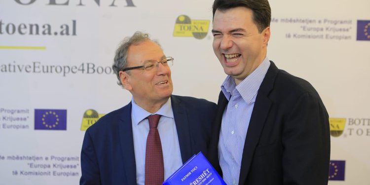 Lulzim Basha: Nuk jam tërhequr nga politika