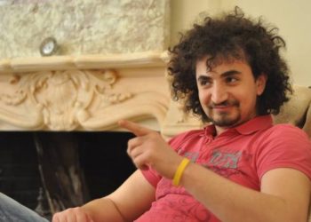 Aktori nga Saranda:  Kam shkuar me shoqet e të dashurës, më plasi tr*pi po e mori vesh ajo