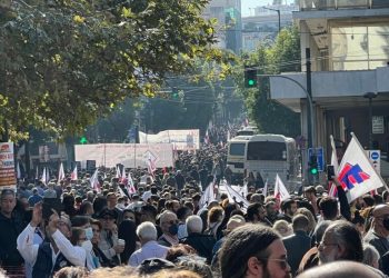 Greqia ngrihet kundër shtrenjtësisë, grevë e përgjithshme për t’i kërkuar qeverisë ndërhyrje