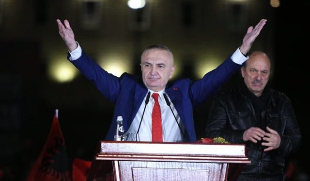 Meta niset për protestë: Nuk ka më gjumë, kjo është beteja për të shpëtuar nga mafia