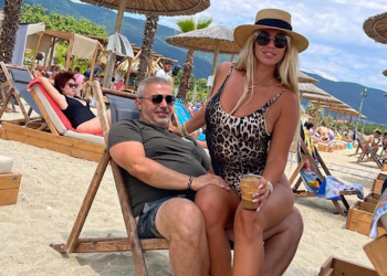 Këngëtarja shqiptare rrëfehet për partnerin: Ai më ka rritur, më vjen shumë keq që nuk ka qenë i pari për mua