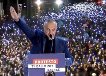 Ilir Meta flet për korrupsionin: Rilindja premtoi 300 mijë vende pune, por dëboi mbi 700 mijë shqiptarë