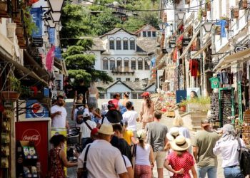 Organizata Botërore e Turizmit: Shqipëria e para në botë për rritjen e fluksit të turistëve!