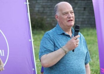 Çuçi mesazh ngushëllimi për Roland Karralliun: Profesionist i shkëlqyer dhe bashkëpunëtor i çmuar