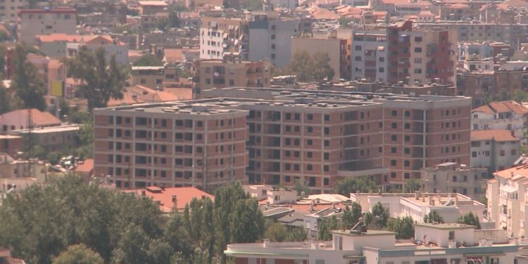 Kod Unik për çdo ndërtesë e truall në Shqipëri, ja çfarë ndryshon te ligji për adresat