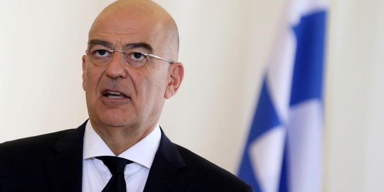 Sot mbërrin në Tiranë Ministri i Jashtëm i Greqisë, zbardhet axhenda