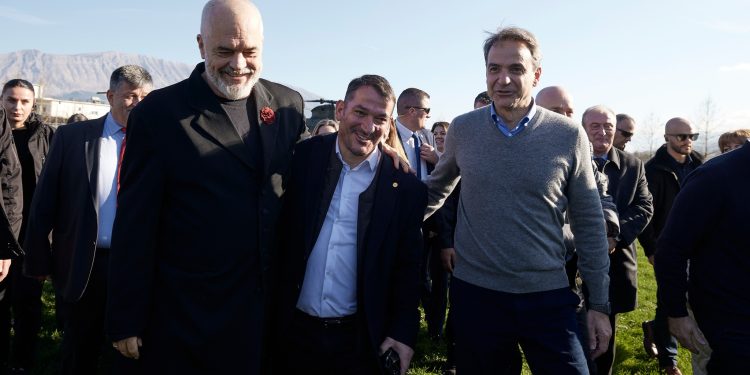 Çfarë nuk u pa nga vizita e Mitsotakis në Dropull e Finiq (FOTO)