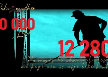 Qeveria “hap thesin” për administratën, shpërblim 20 mijë lekë