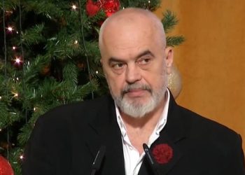 Rama: Kush studion për Mësuesi do marrë bursë me vlerën e pagës minimale