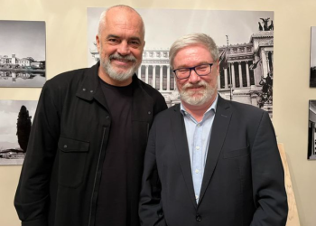 Rama i beson këshillat për ekonominë dhe financat ish-Këshilltarit të Angela Merkel