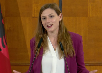 Bora Muzhaqi: Tigri për mua në politikë është Belinda Balluku, ndërsa Spiropali është luaneshë