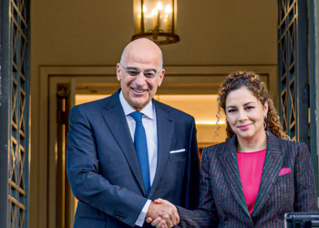 Mitsotakisit në Derviçan, “Kathimerini” zbulon “të pathënat” e takimit Xhaçka-Dendias në Athinë