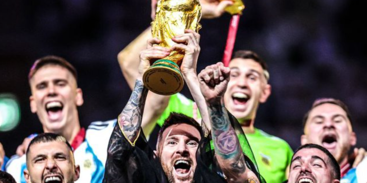 Shkurorëzohet Franca, Argjentina kampione e botës