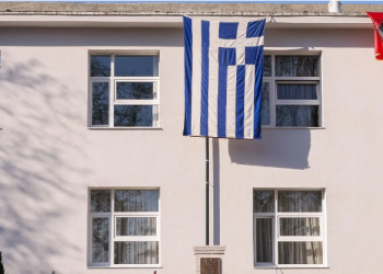 FOTO LAJM/ Mitsotakis në Dropull, një gabim për të cilin duhet të kërkojë dikush ndjesë