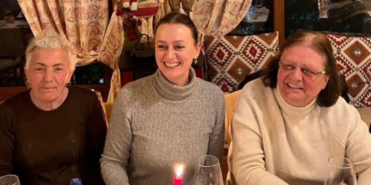 Jeton në një shtëpi me mamin dhe vjehrrën, Blerina Bombaj: Fat i madh për mua