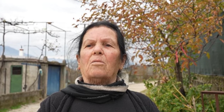 Ikin banorët, mbeten bunkerët! Fshati Bulo në Libohovë po zbrazet përditë (VIDEO)