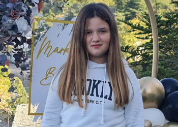 Kadare dhe Gjirokastra, vajza 13-vjeçare vlerësohet në konkurrsin e Ministrisë së Arsimit (FOTO)