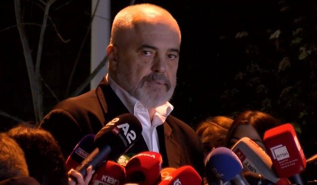Rama: Unë jam takuar edhe me presidentin e SHBA, që sot është nën hetim. Ç’a domethënë kjo?