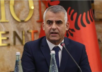 Vangjel Dule tregon si i përzgjodhi kandidatët për Dropullin, Finiqin dhe Himarën