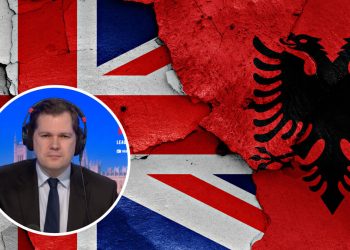 Deklaratat kundër shqiptarëve, flet ministri britanik: Nuk pendohem! Gazetari e kritikon: Imagjinoni sikur t’ua thoshin britanikëve (VIDEO)