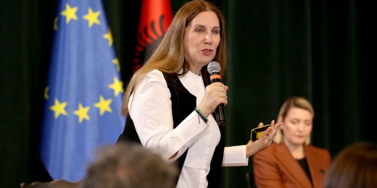 “2022 ishte viti më i mirë për turizmin”, Kumbaro: 7.5 milionë vizitorë të huaj në Shqipëri