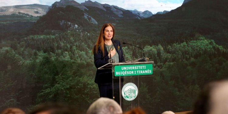 100-vjetori i Shërbimit Pyjor, Kumbaro thirrje bashkive për zbatimin e ligjit: Vitin 2024 do t’ia dedikojmë pyjeve