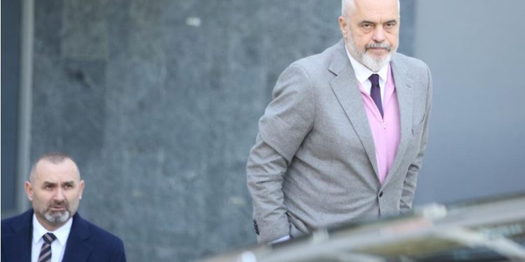 Qeveria për dy ditë në Tepelenë, Rama mbledh në fundjavë ministrat për retreat