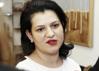 6 vitet e Alda Klosit në administratë/ Nga një apartament 47 m2, doli me disa shtëpi të tjera