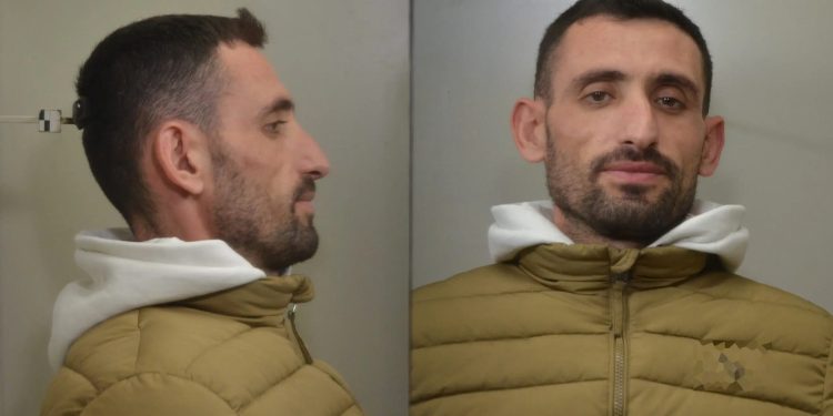Kryen 36 grabitje në Athinë, arrestohen 4 “skifterat” shqiptarë (Emrat + Foto)