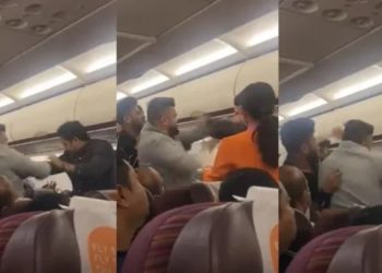 Çmenduri në avion për një arsye të çuditshme…